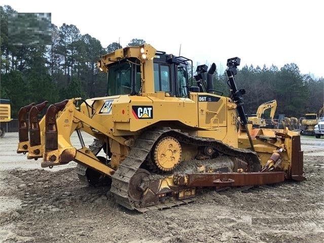 Tractores Sobre Orugas Caterpillar D6T seminueva en venta Ref.: 1613784044276782 No. 4