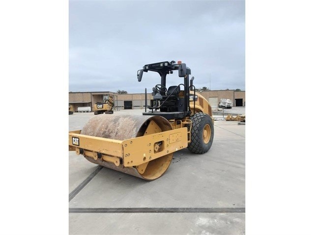 Compactadora Vibratoria Caterpillar CS54