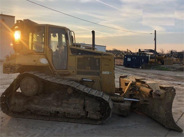 Dozers/tracks Caterpillar D6N