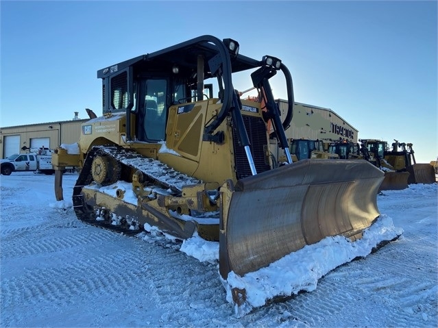 Dozers/tracks Caterpillar D8T