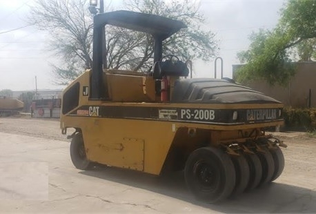 Compactors Tires Asphalt Caterpillar PS-200B