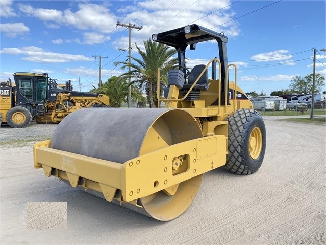 Compactadora Vibratoria Caterpillar CS-533E usada de importacion Ref.: 1619035460897675 No. 2