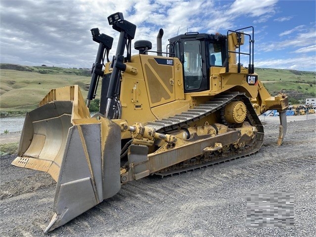 Dozers/tracks Caterpillar D8T