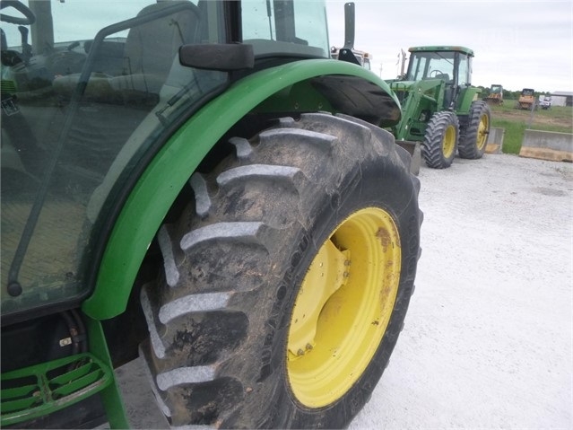 Agricultura Maquinas Deere 5085E usada a buen precio Ref.: 1621094035560708 No. 3