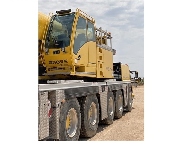 Cranes Grove GMK5150B