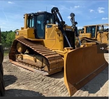 Dozers/tracks Caterpillar D6T