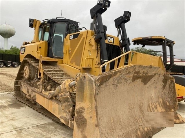 Dozers/tracks Caterpillar D8T