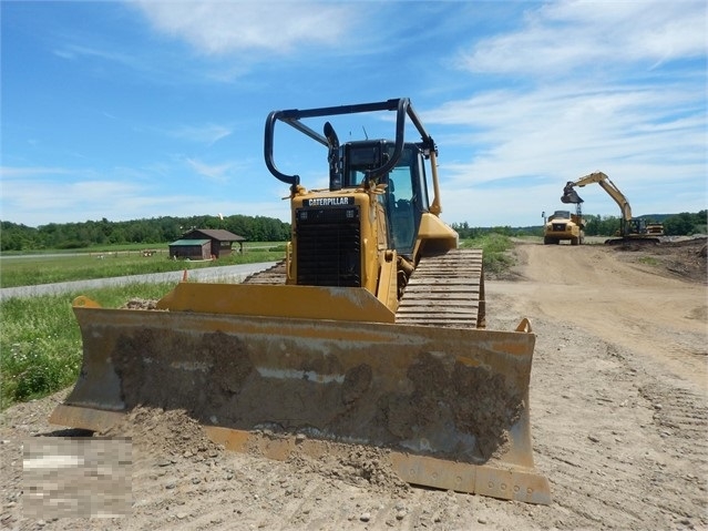 Tractores Sobre Orugas Caterpillar D6N usada en buen estado Ref.: 1623373366690101 No. 2