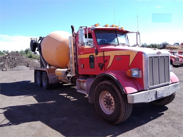 Mezcladoras De Concreto Peterbilt 357 en buenas condiciones Ref.: 1624039951080284 No. 2