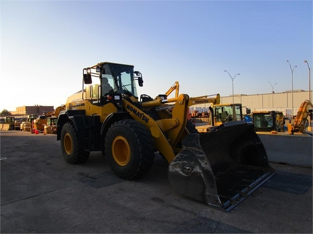 Cargadoras Sobre Ruedas Komatsu WA270 importada en buenas condici Ref.: 1624047737992360 No. 2