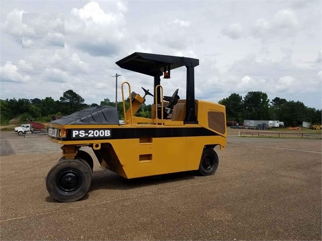 Compactadora Con Llantas Caterpillar PS-200B de segunda mano en v Ref.: 1625589980585543 No. 2