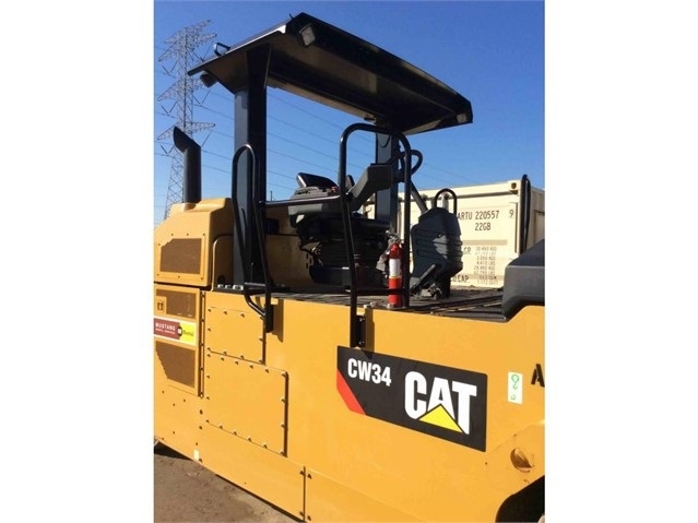 Compactors Tires Asphalt Caterpillar CW34