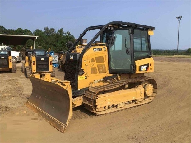 Dozers/tracks Caterpillar D4K