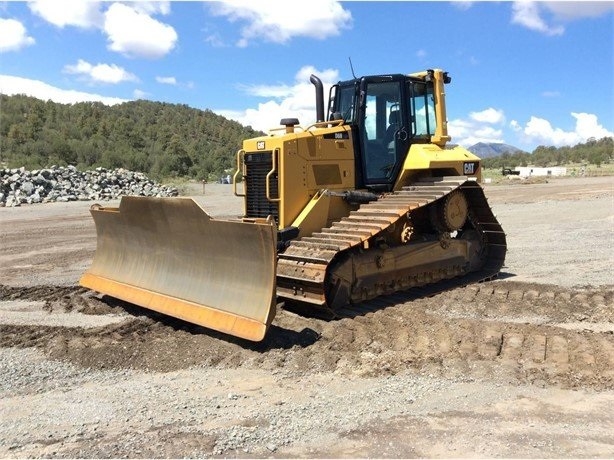 Dozers/tracks Caterpillar D6N