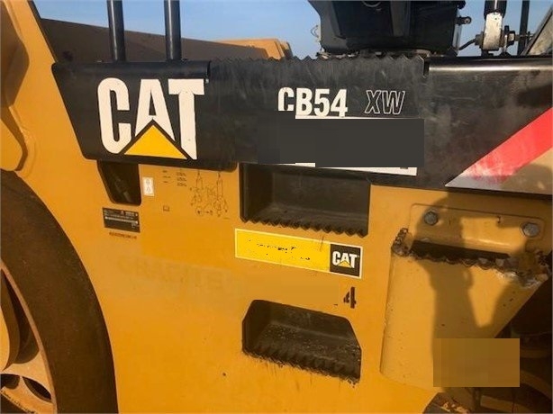 Compactadora Vibratoria Caterpillar CB54 seminueva Ref.: 1630958675852310 No. 2