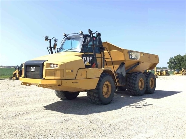 Camiones De Carga Caterpillar 730