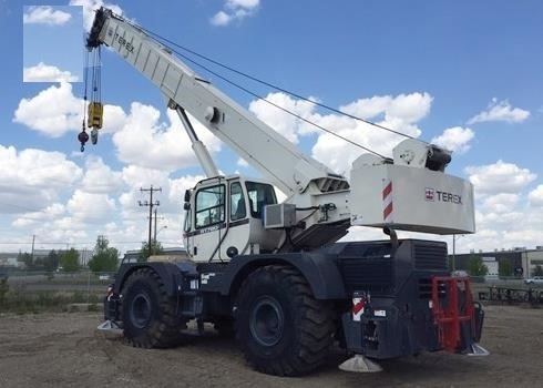 Cranes Terex RT780