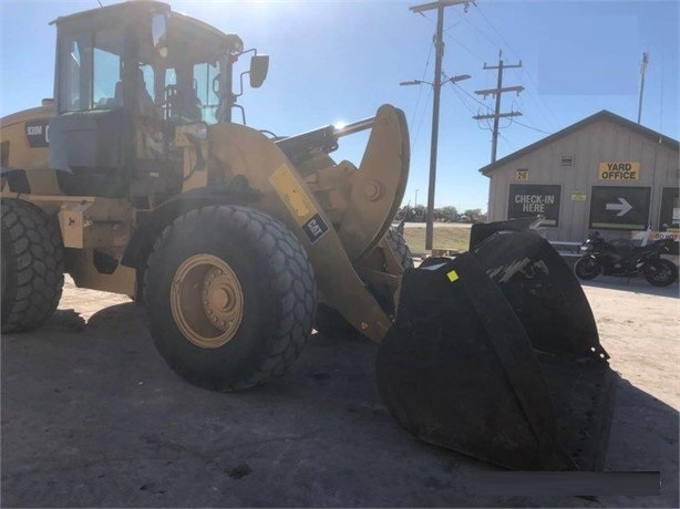 Cargadoras Sobre Ruedas Caterpillar 938 en venta Ref.: 1634943157178093 No. 3