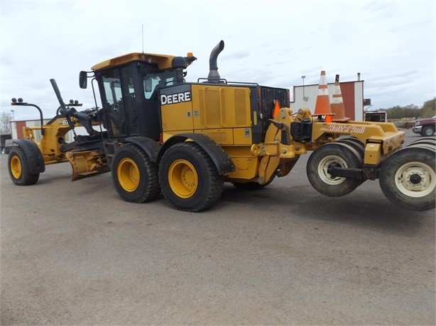 Motoconformadoras Deere 872G