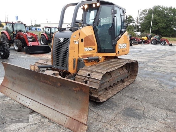 Dozers/tracks Case 750M