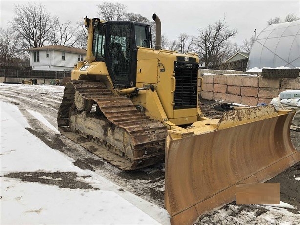 Tractores Sobre Orugas Caterpillar D6N usada en buen estado Ref.: 1635887402181904 No. 2