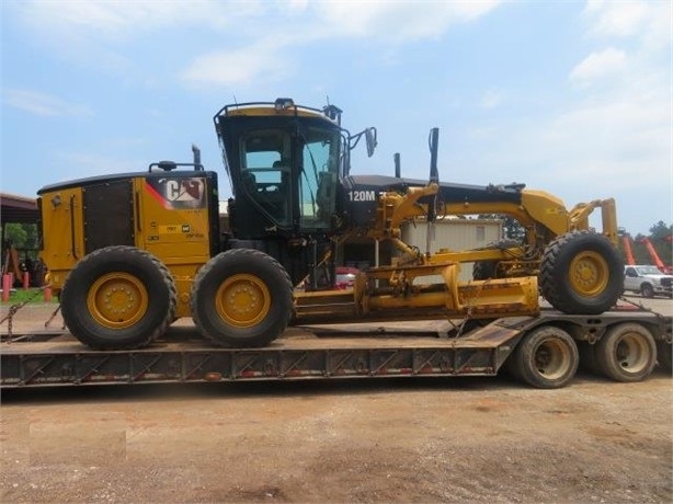 Motoconformadoras Caterpillar 120M en venta Ref.: 1636046796774098 No. 2