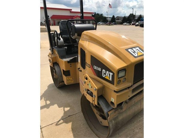 Vibratory Compactors Caterpillar CB24