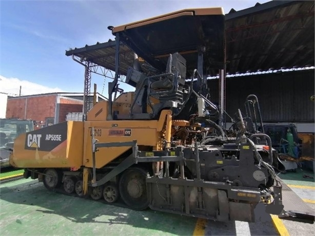 Pavimentadoras Caterpillar AP-500E de segunda mano en venta Ref.: 1637178576503107 No. 2