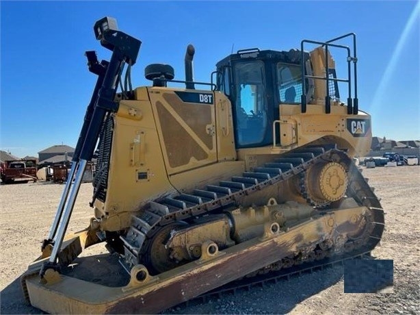 Dozers/tracks Caterpillar D8T