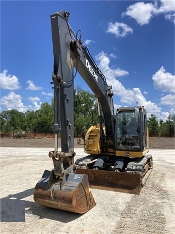 Hydraulic Excavator Deere 135G