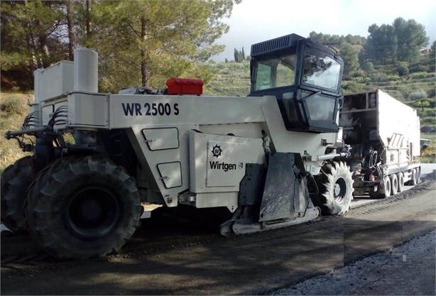 Recicladoras Wirtgen WR 2500