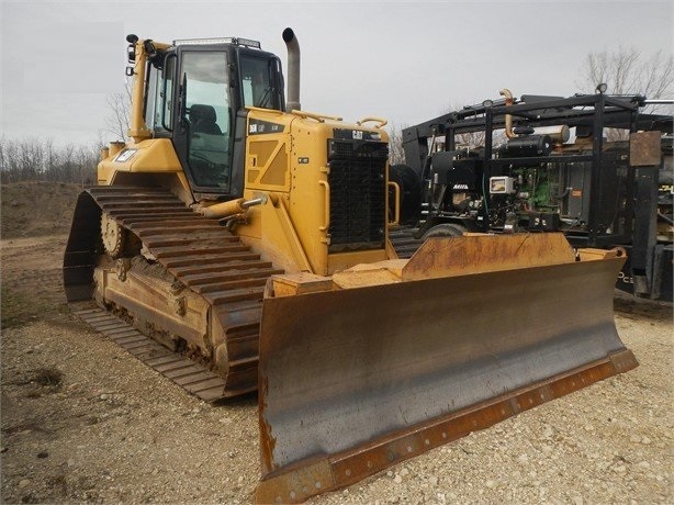 Dozers/tracks Caterpillar D 6