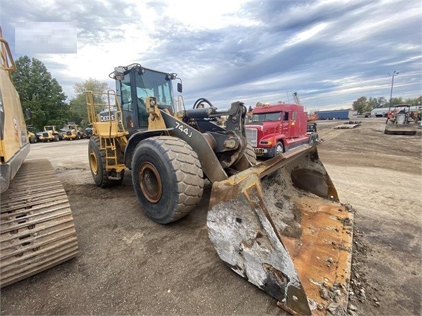 Cargadoras Sobre Ruedas Deere 744J de segunda mano en venta Ref.: 1643318087404304 No. 4