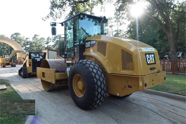 Compactadora Vibratoria Caterpillar CS54 en venta Ref.: 1643850936981976 No. 4