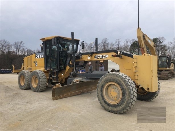 Motoconformadoras Deere 672G de medio uso en venta Ref.: 1644893020901536 No. 2