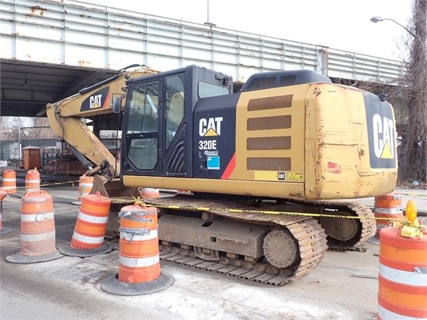 Hydraulic Excavator Caterpillar 320EL