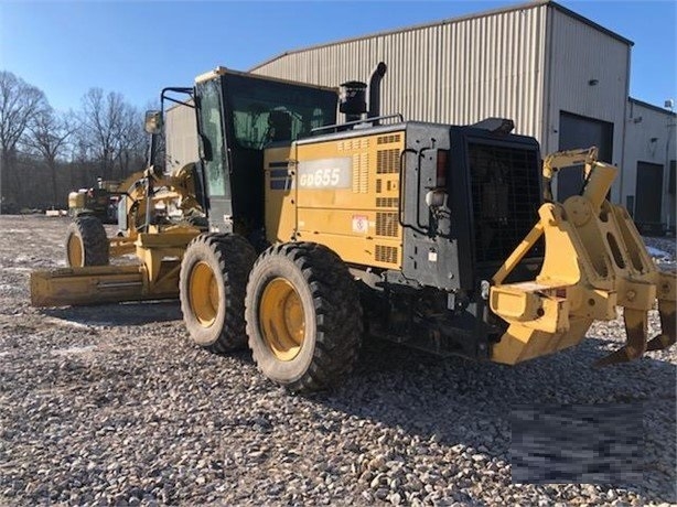 Motoconformadoras Komatsu GD655 de medio uso en venta Ref.: 1645494998269612 No. 4