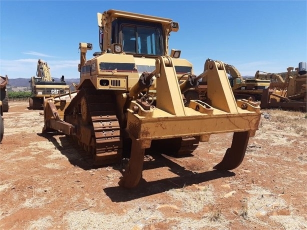 Tractores Sobre Orugas Caterpillar D8R en venta Ref.: 1645730504466338 No. 2