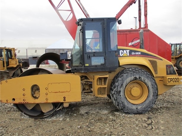 Compactadora Vibratoria Caterpillar CS-583C