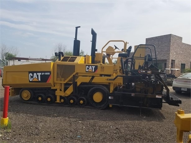 Pavimentadoras Caterpillar AP-1055B seminueva en venta Ref.: 1647312391954477 No. 2