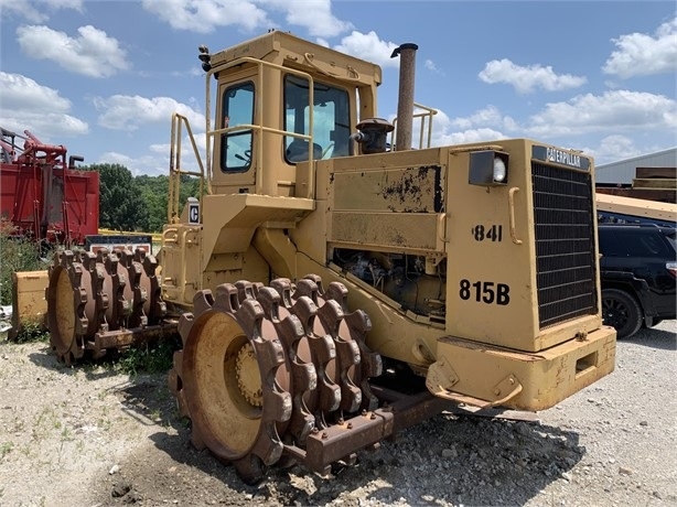 Compactadoras Suelos Y Rellenos Caterpillar 815B