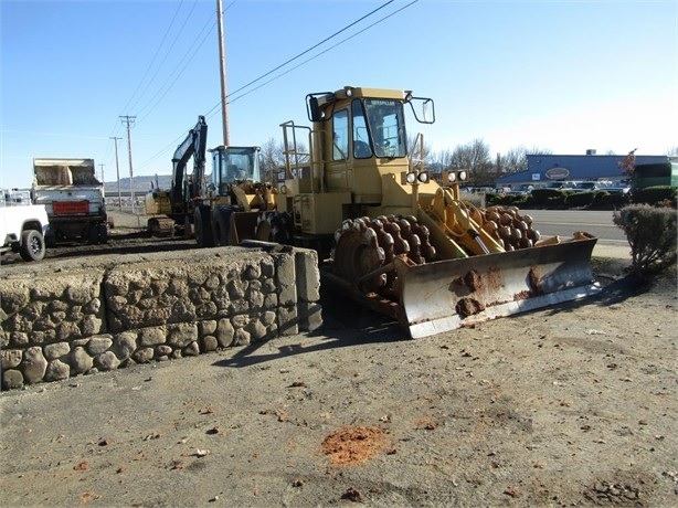 Compactadoras Suelos Y Rellenos Caterpillar 815B