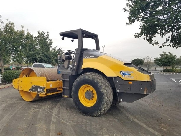 Compactadora Vibratoria Volvo SD115 de segunda mano en venta Ref.: 1649177602218743 No. 2