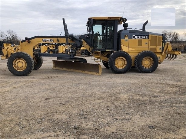 Motoconformadoras Deere 672G de medio uso en venta Ref.: 1649364321264416 No. 2