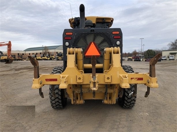 Motoconformadoras Deere 672G de medio uso en venta Ref.: 1649364321264416 No. 3