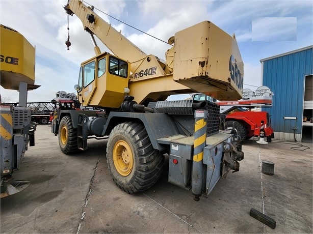 Gruas Grove RT640E usada en buen estado Ref.: 1652818823572290 No. 3