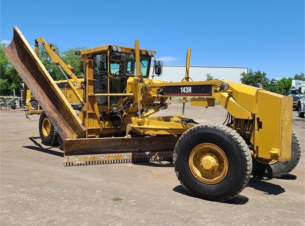 Motoconformadoras Caterpillar 143H de medio uso en venta Ref.: 1655754855761655 No. 4