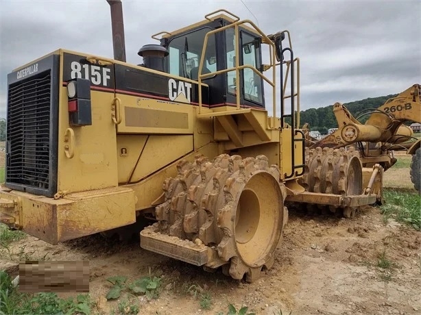 Compactadora Vibratoria Caterpillar 966H seminueva en venta Ref.: 1655772325954628 No. 2