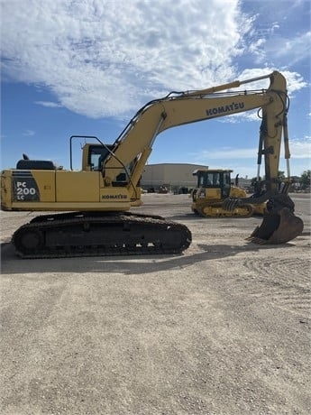 Excavadoras Hidraulicas Komatsu PC200 L en venta, usada Ref.: 1656708243286199 No. 3