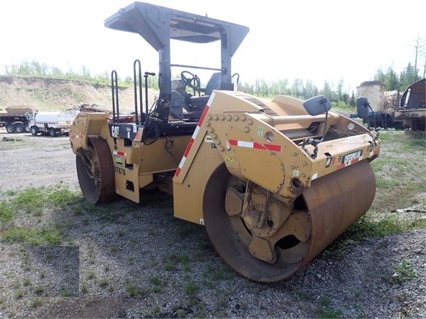 Compactadora Vibratoria Caterpillar CB64 en buenas condiciones Ref.: 1662061492677492 No. 4